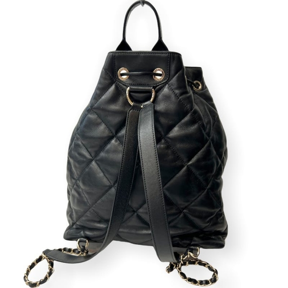 Chanel lambskin backpack - Picture 2 of 6